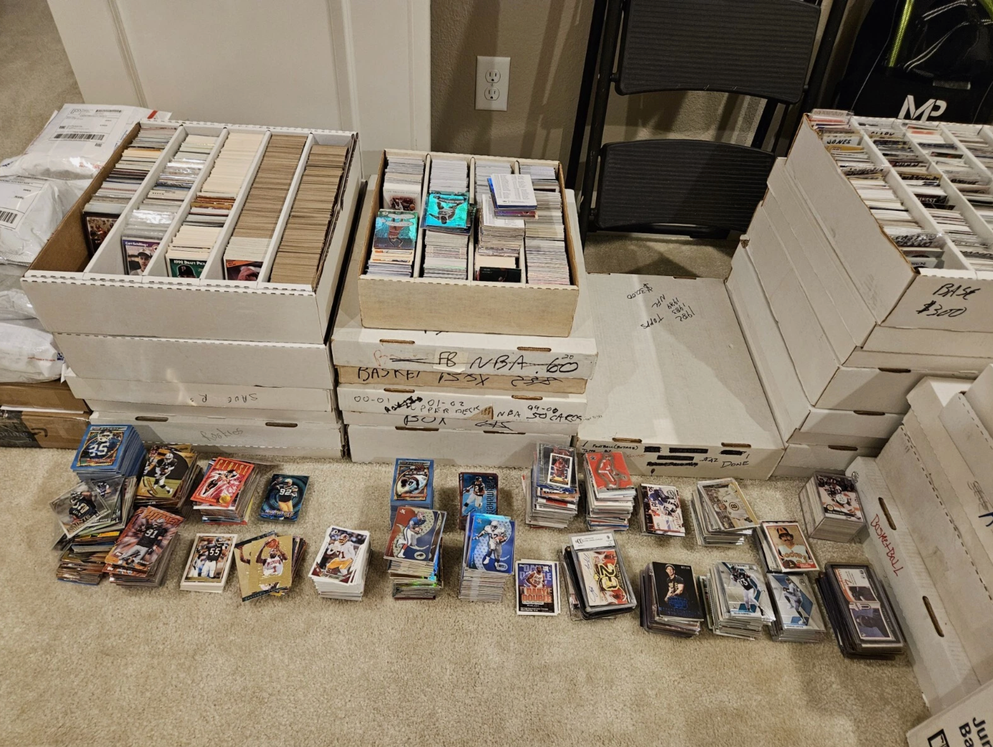 2500 BASEBALL AND MIXED CARD LOT ASSORTED SPORT 1980'S - PRESENT